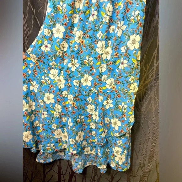 Monteau Los Angeles - Beautifully Vibrant Blue Floral Medium Dress 🦋🌼 - Picture 11 of 15